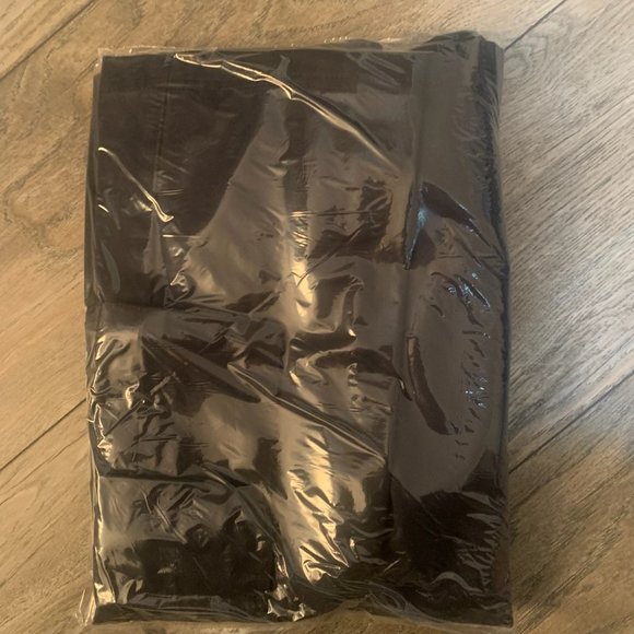 NWT LANDS' END UNIFORM BOY'S STAIN/WRINKLE RESISTANT CARGO SHORT CLASSIC NAVY 20 - Picture 7 of 7